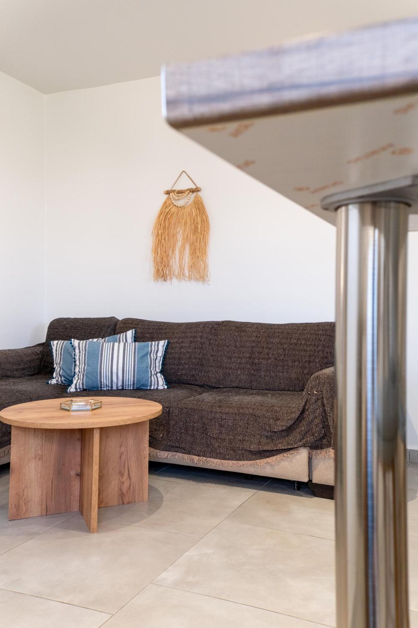 Blue View Villa Apartment #1 With Shared Pool Pounda Bagian luar foto